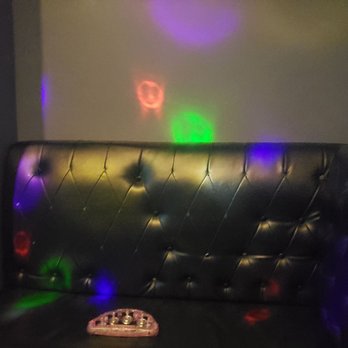 Karaoke City - Couch with free tambourine - Karaoke Near Me - New York, New York Karaoke City - Couch with free tambourine - Karaoke Near Me - New York, New York