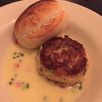 Grouper & Chips - Deliccioouussss crab cake - Seafood Near Me - Naples, Florida