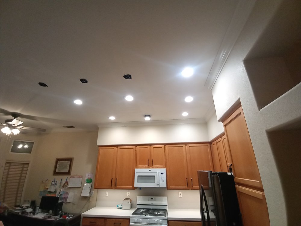 Slide of Light Pro Handyman