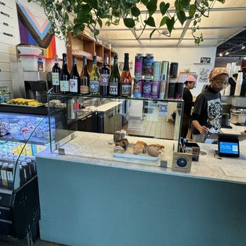 Kinfolx - Step right in to the cashier. - Coffee & Tea Near Me - Oakland, California Kinfolx - Step right in to the cashier. - Coffee & Tea Near Me - Oakland, California