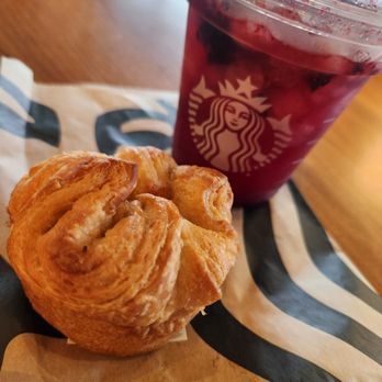 Starbucks - Coffee & Tea Near Me - Columbus, Ohio