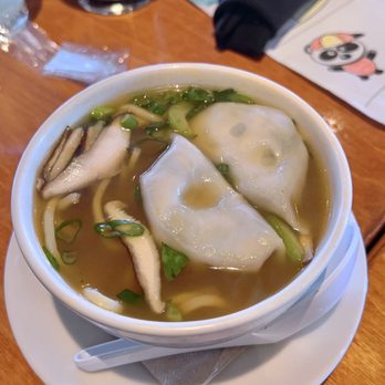 Big Bowl - Vegetable Wonton Soup - Chinese Near Me - Schaumburg, Illinois Big Bowl - Vegetable Wonton Soup - Chinese Near Me - Schaumburg, Illinois