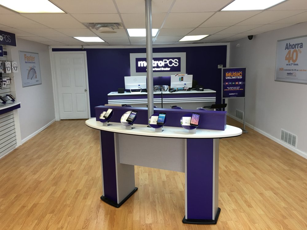 METRO BY TMOBILE 29 E North St, Geneva, New York Mobile Phones