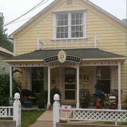 21 Eureka St Salon And Spa