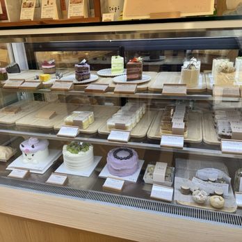Topi Cakes - Display - Custom Cakes Near Me - Palo Alto, California Topi Cakes - Display - Custom Cakes Near Me - Palo Alto, California