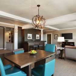 Hilton Columbia Center - Guest room