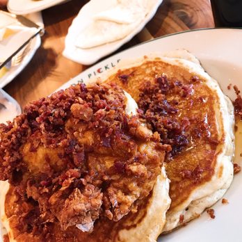 Maison Pickle - The famous chicken and pancakes - Cocktail Bars Near Me - New York, New York