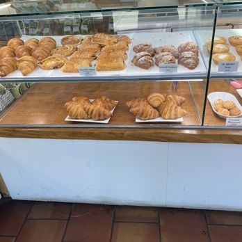 Olivier's The Bakery - Pastry case - Bakeries Near Me - Port Coquitlam, British Columbia Olivier's The Bakery - Pastry case - Bakeries Near Me - Port Coquitlam, British Columbia