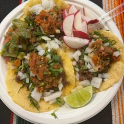 Lucy's Tacos Y Quesadillas