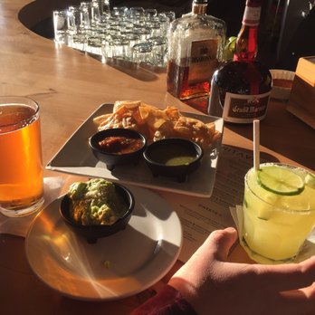Margaritaville - Happy Hour IPA, chips, salsa, guacamole and cucumber margarita. - Seafood Near Me - Capitola, California