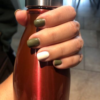 Pam's Nails - Nail Salons Near Me - Willis, Texas