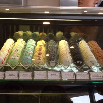Daan Go Cake Lab - Desserts Near Me - Toronto, Ontario