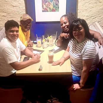 Chestnut Grill and Sidewalk Cafe - Family - New American Near Me - Philadelphia, Pennsylvania