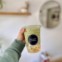 Yuzu Mango Matcha Latte Yuzu Mango Matcha Latte