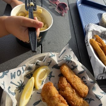 The New Custom House - Fried fish and kids mac n cheese - New American Near Me - Avila Beach, California The New Custom House - Fried fish and kids mac n cheese - New American Near Me - Avila Beach, California