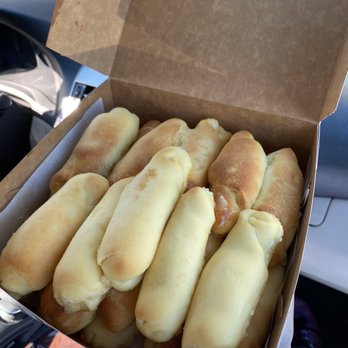 Starbread Bakery - Bakeries Near Me - Union City, California