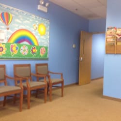 RUSH Kids Pediatric Therapy - Naperville North - Waiting room