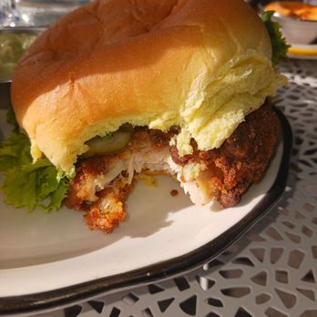 Drift In - Fried chicken sandwich - Seafood Near Me - New York, New York