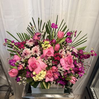SG Floral Design - The floral arrangement was absolutely stunning - Florists Near Me - Palmdale, California SG Floral Design - The floral arrangement was absolutely stunning - Florists Near Me - Palmdale, California