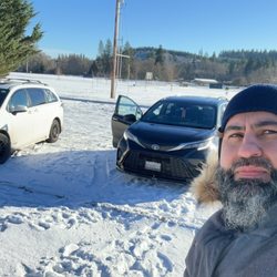 Portlandia Airport Shuttle - Winter in Vernonia