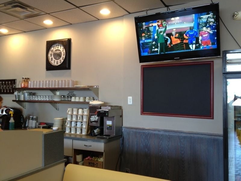 PICKLE BARREL DELICATESSEN 32 Reviews 305 Pleasant St, Worcester