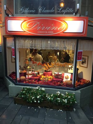 Divine Chocolatier by null