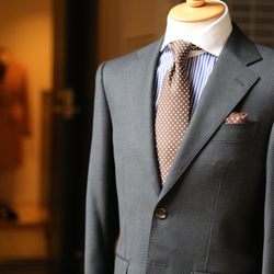 5 Star Tailoring - Menswear - Suits, Casual, Sports - You name it.