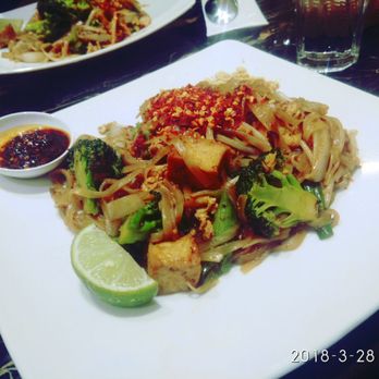 Pho-nomenal - Pad Thai - Vietnamese Near Me - Ashburn, Virginia