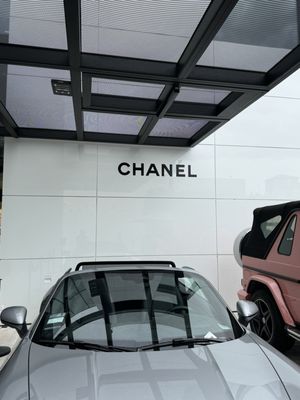CHANEL by null