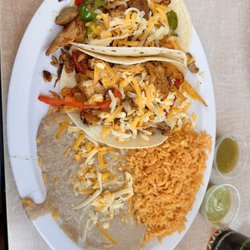 Abelardos - #24 fajita taco plate