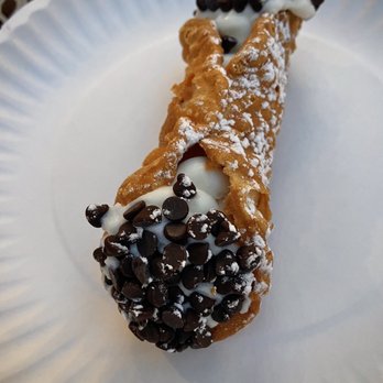 Caffe Gio - Cannoli - Cafes Near Me - Alpharetta, Georgia