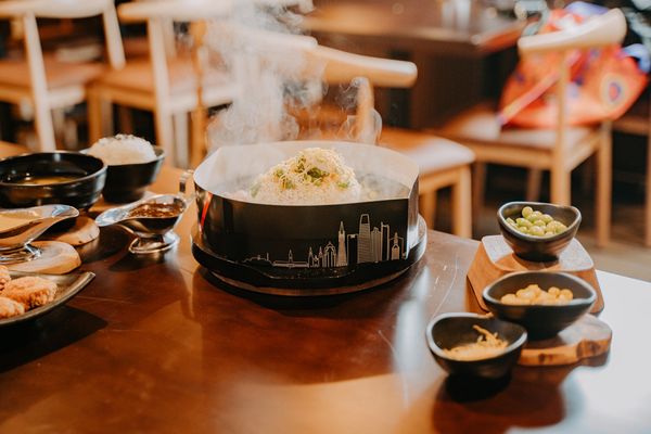 Sizzling House&Noodle by null