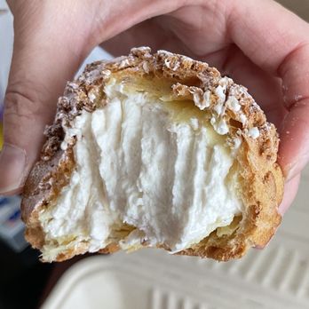 AlimamaTea - Milk & Honey Cream Puff - Desserts Near Me - New York, New York AlimamaTea - Milk & Honey Cream Puff - Desserts Near Me - New York, New York