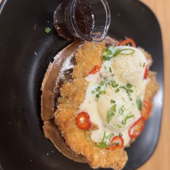 Bluberry Social - Chicken and Waffles! - Breakfast & Brunch Near Me - Irvine, California