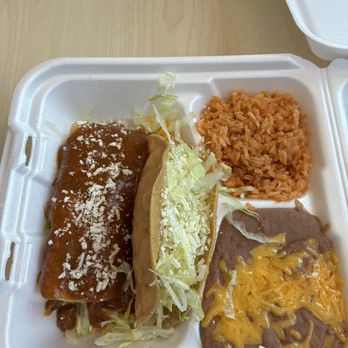 Valerie's Taco Stand - Combo No. 1 - Tacos Near Me - McKinney, Texas Valerie's Taco Stand - Combo No. 1 - Tacos Near Me - McKinney, Texas