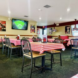 Pizza Hut - Dining room.