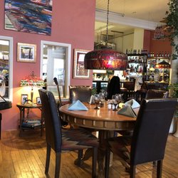 Wall Street Gallery and Bistro - Inside