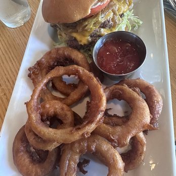 Blue Palms Brewhouse - Burger and Onion Rings - Burgers Near Me - Northridge, California Blue Palms Brewhouse - Burger and Onion Rings - Burgers Near Me - Northridge, California