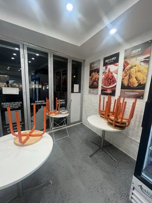 Don Chicken Manhattan / 돈치킨 맨해튼 by null