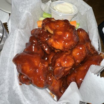 Locksmith Bar - Chicken Wings - New American Near Me - New York, New York Locksmith Bar - Chicken Wings - New American Near Me - New York, New York