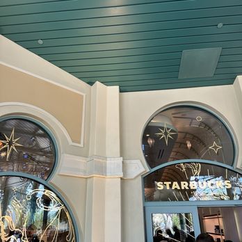 Starbucks - Coffee & Tea Near Me - Orlando, Florida