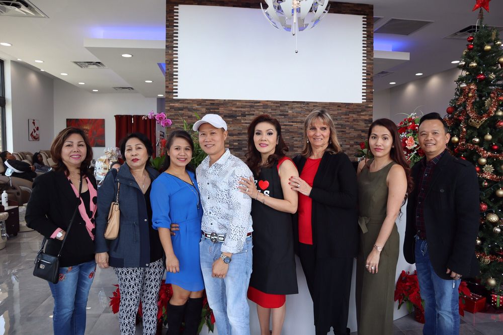 BLOOMING NAILS & SPA 76 Photos & 44 Reviews Nail Salons 2056