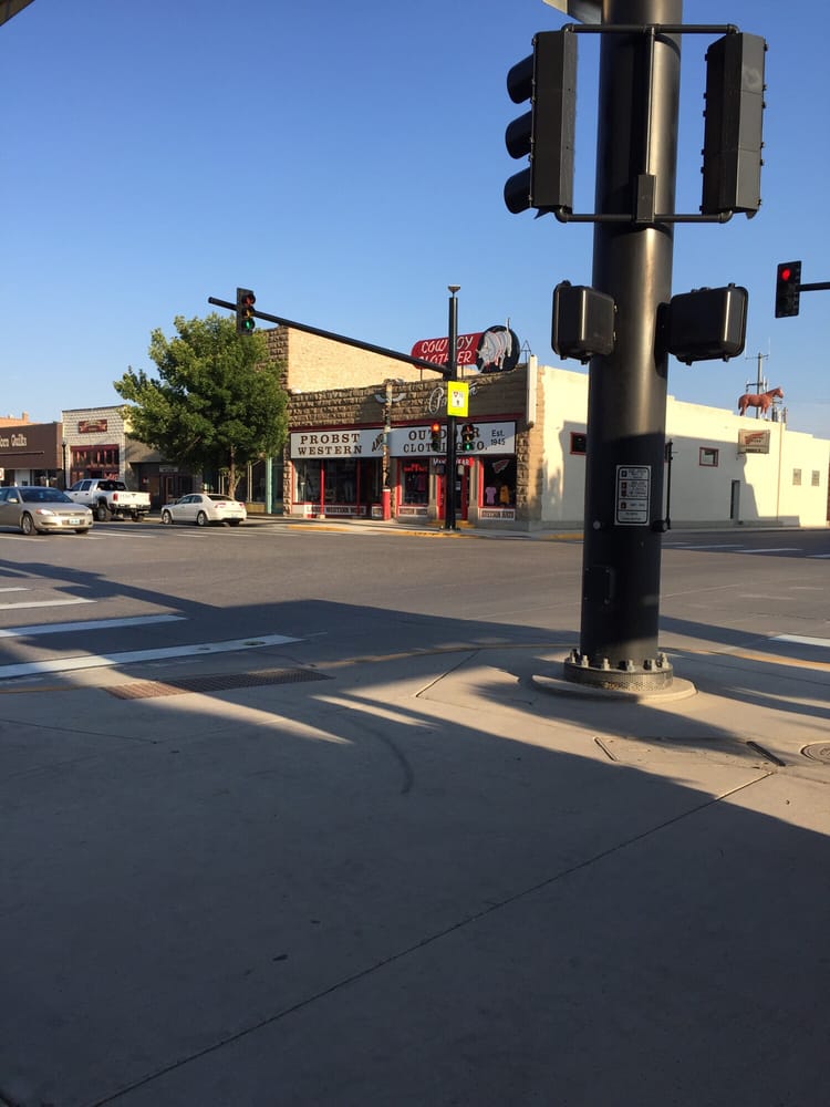PROBST WESTERN STORE Updated October 2024 547 Greybull Ave