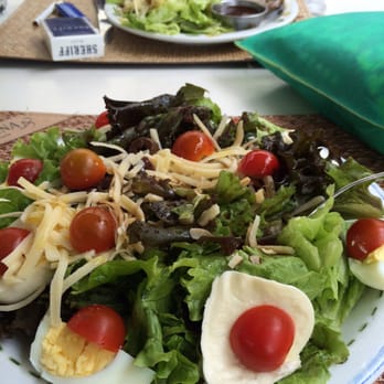 Joaquina - Mixed green salad with mozzarella and tomato. Perfecto. - Bars Near Me - Rio de Janeiro, RJ Joaquina - Mixed green salad with mozzarella and tomato. Perfecto. - Bars Near Me - Rio de Janeiro, RJ