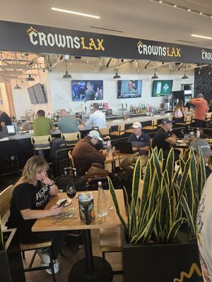 Crowns LAX by null