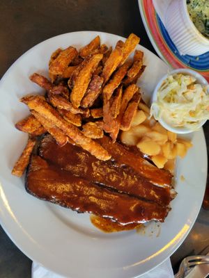 Smokehouse Tavern by null