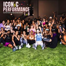 Iconic Performance Lab - Group Training Family Photo