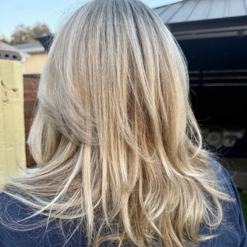 Emerie Salon - sorry I didn't take a before pic, but trust me, this is a major transformation! - Hair Salons Near Me - Burbank, California Emerie Salon - sorry I didn't take a before pic, but trust me, this is a major transformation! - Hair Salons Near Me - Burbank, California