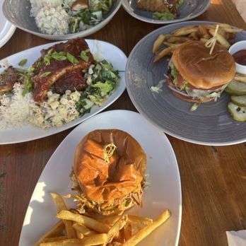 Duke's La Jolla - New American Near Me - La Jolla, California