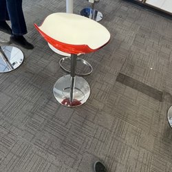 AT&T Store - Filthy store